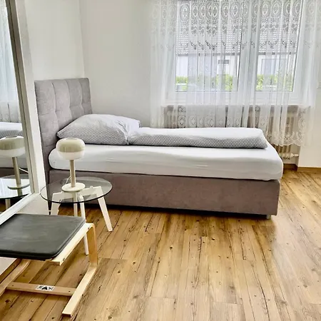 בית הארחה Haus Schwarzwald - באד קרוצינגן